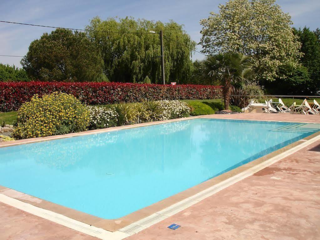Agape Hotel Bessines Экстерьер фото